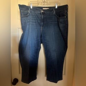 Levi 311 Shaping Skinny Capri